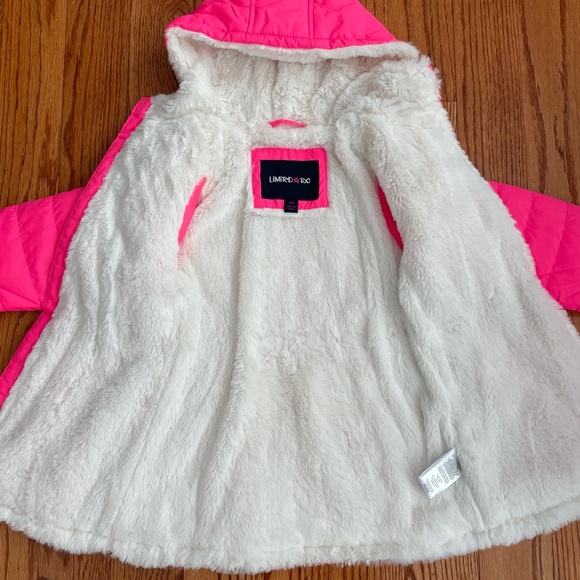 Little Girl Jacket - Picture 3 of 4